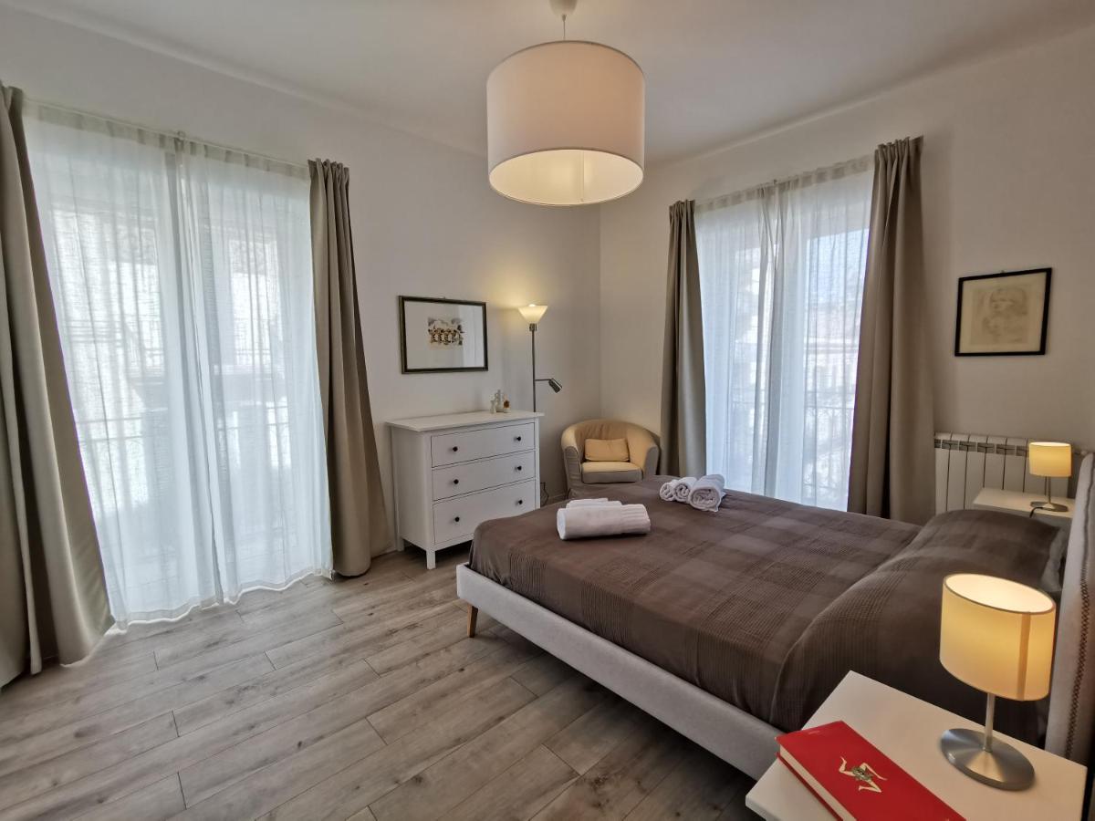 Dagnino House - Luxury Apartment In The Center Of Palermo Exterior photo