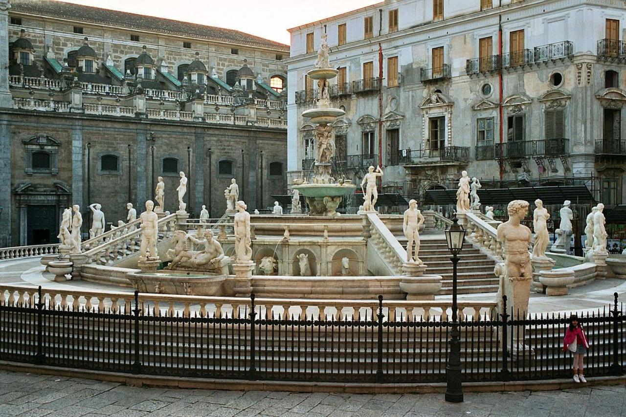 Dagnino House - Luxury Apartment In The Center Of Palermo Exterior photo